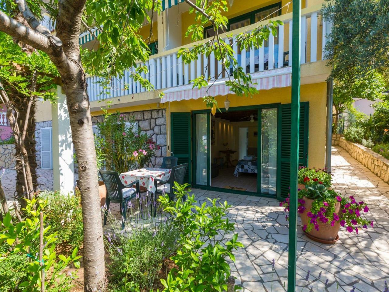 Apartments Neno Crikvenica Exterior foto